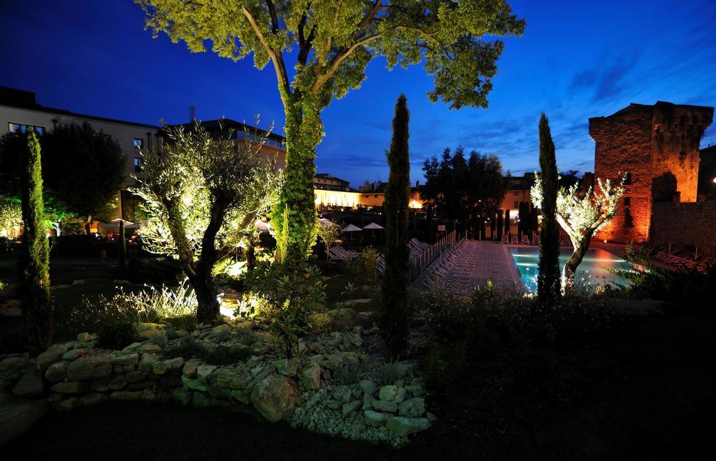 Hotel Aquabella &